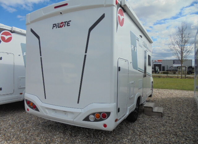 PILOTE P696D EVIDENCE complet