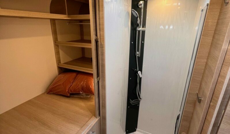 RAPIDO 606F complet