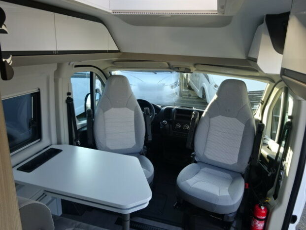 ADRIA TWIN PLUS 640 SLB complet