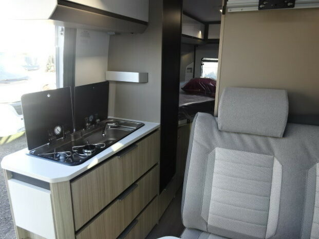 ADRIA TWIN PLUS 640 SLB complet