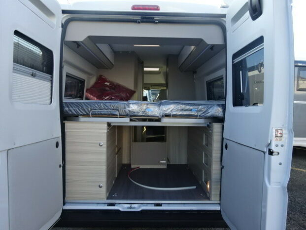 ADRIA TWIN PLUS 640 SLB complet