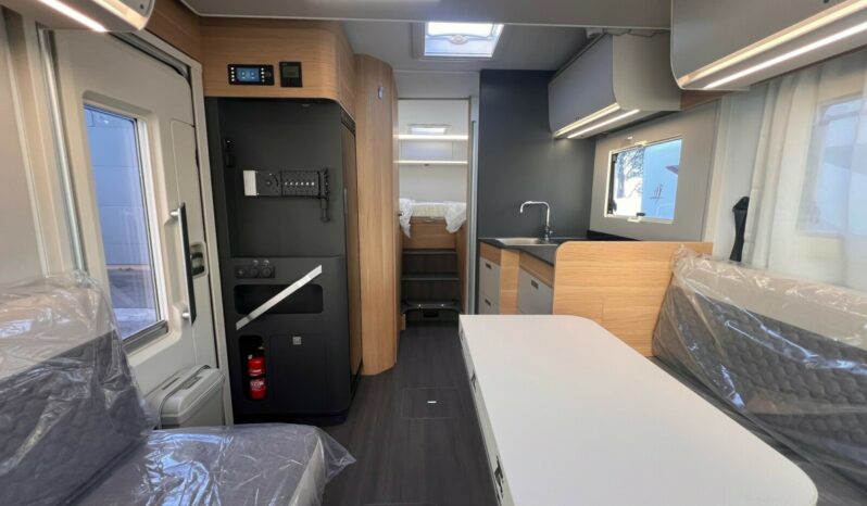 ADRIA 650 DL complet