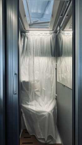 HYMER CAMPER VANS FREE 600 complet