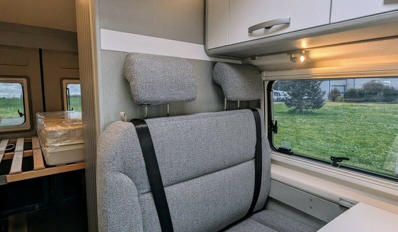 HYMER CAMPER VANS FREE 540 blue évolution complet