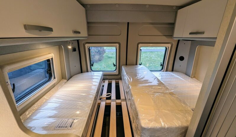 HYMER CAMPER VANS FREE 540 blue évolution complet