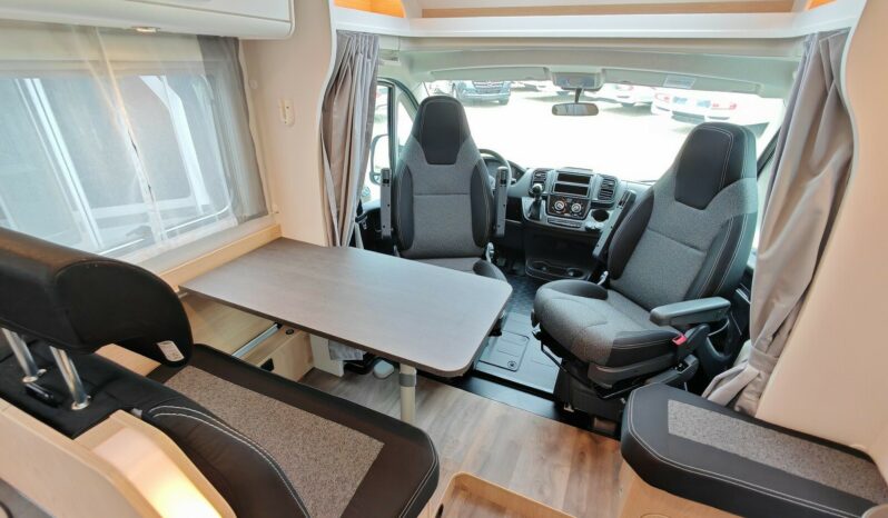 SUNLIGHT Sunlight T 67 S complet