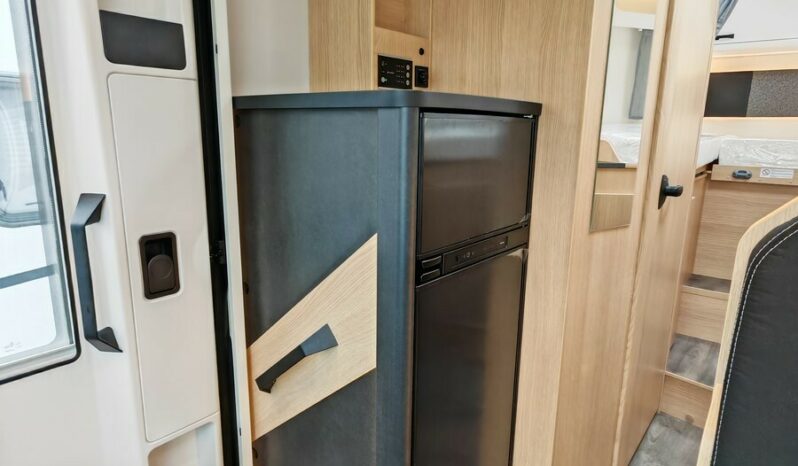 SUNLIGHT Sunlight T 67 S complet