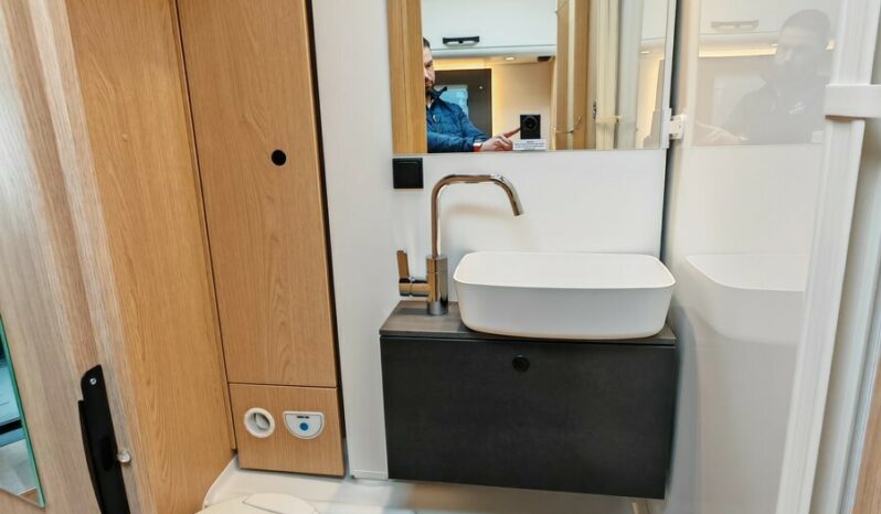 SUNLIGHT Sunlight T 67 S complet