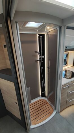 DETHLEFFS GLOBETROTTER XL l7850 complet