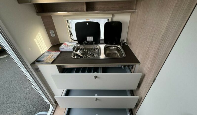 BURSTNER PREMIO 470 TS BRAVA complet